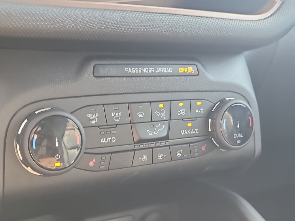 Certified 2024 Ford Bronco Sport Outer Banks w/ Tech Package AWD/4WD image 23