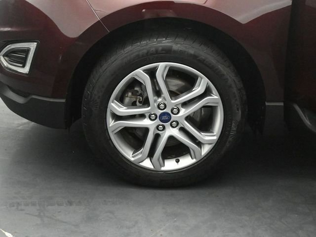 Certified 2017 Ford Edge Titanium w/ Technology Package image 34