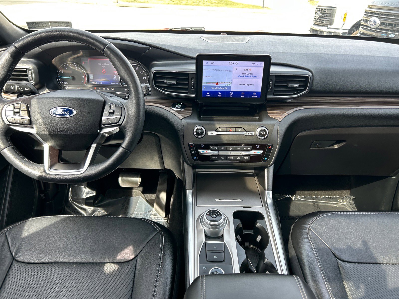 Certified 2020 Ford Explorer Limited w/ Class III Trailer Tow Package image 6