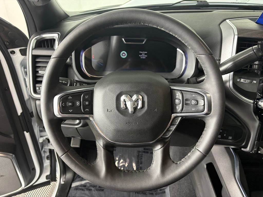 Used 2025 RAM 3500 Laramie image 16