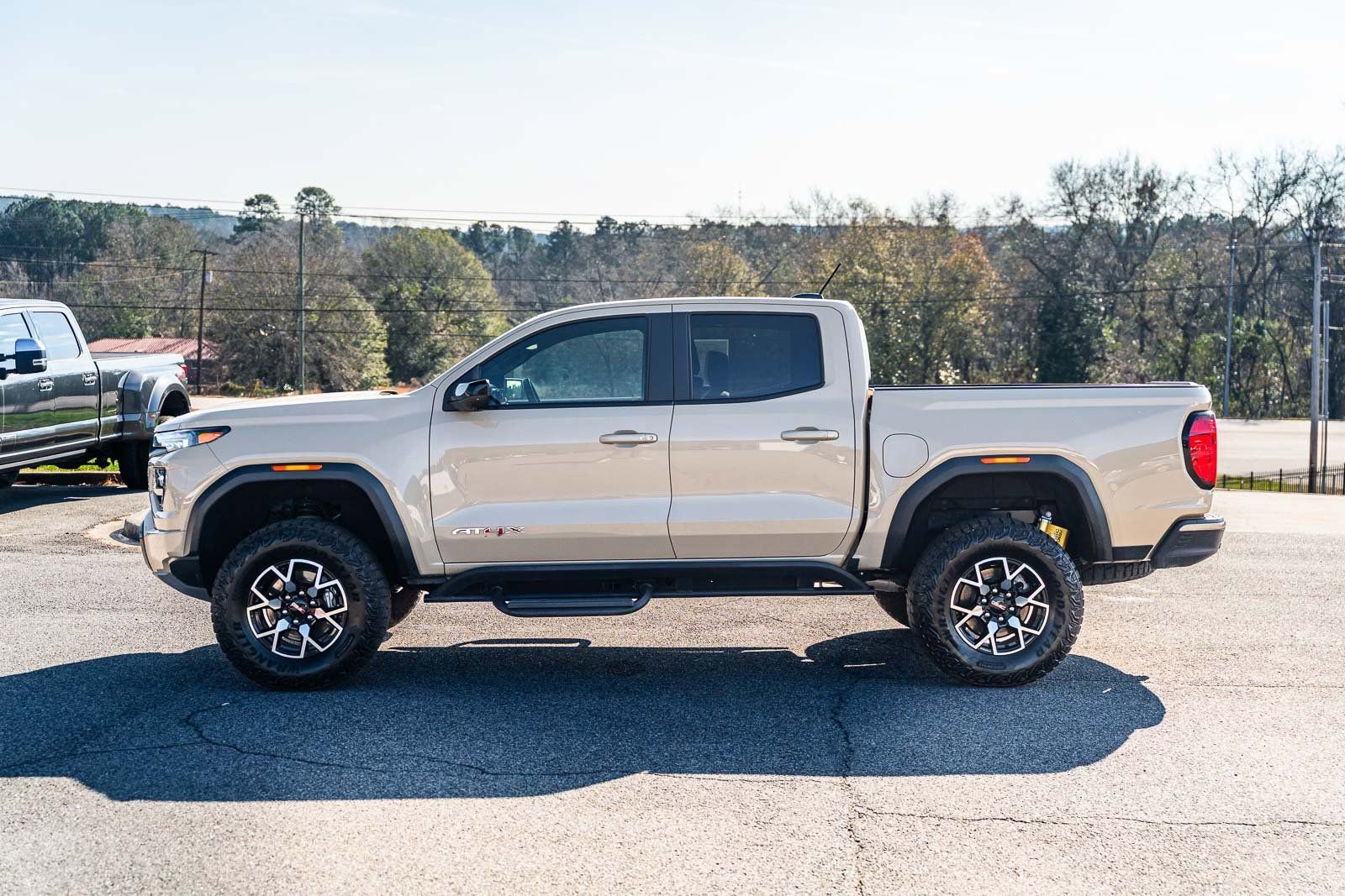 Used 2023 GMC Canyon AT4X image 5