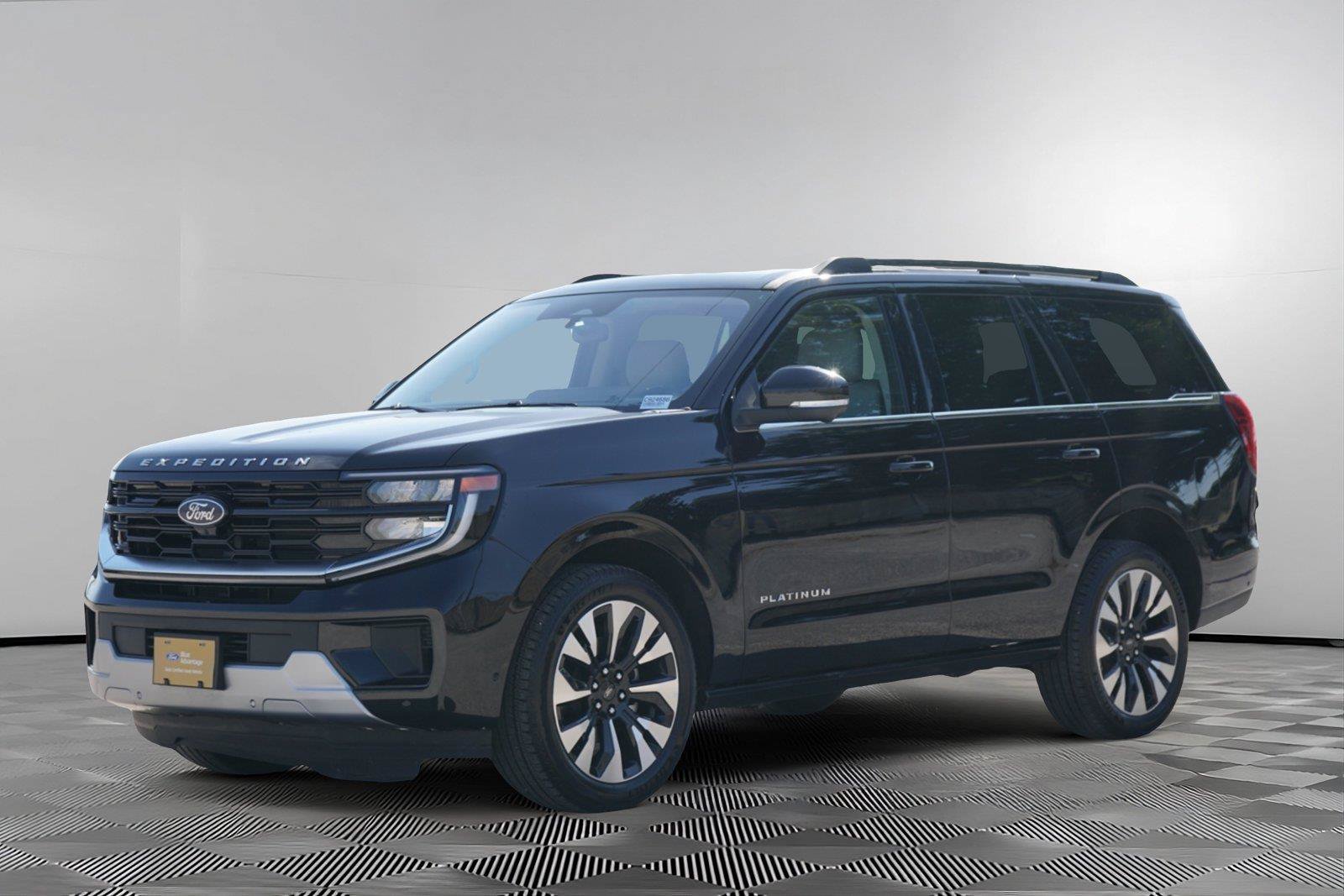 Certified 2025 Ford Expedition Platinum w/ Driver's Package AWD/4WD image 8
