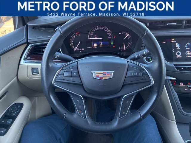 Used 2019 Cadillac XT5 Luxury image 28