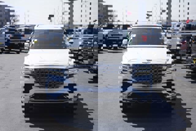 Used 2025 Genesis GV80 2.5T Prestige image 3