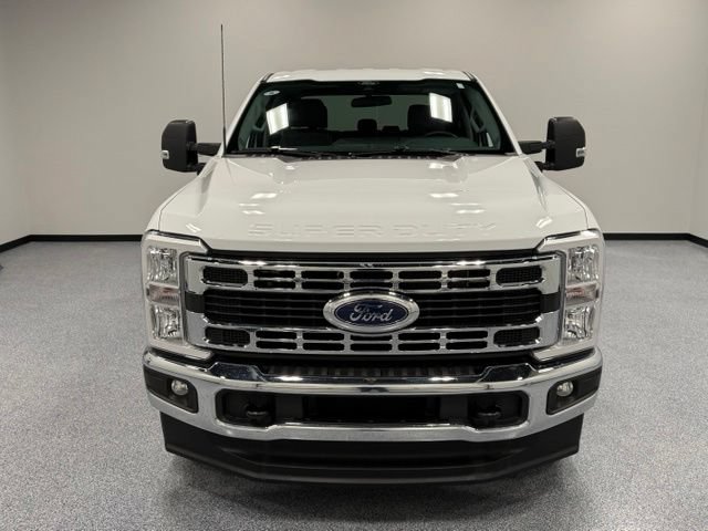 Certified 2025 Ford F250 XLT AWD/4WD image 4