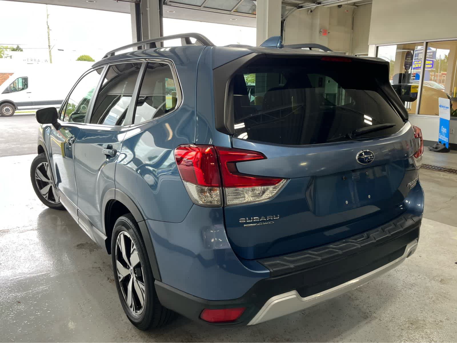 Used 2020 Subaru Forester Touring AWD/4WD image 7