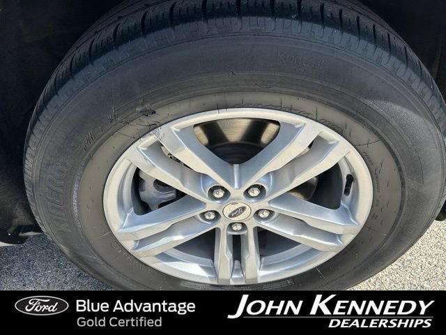 Certified 2022 Ford Explorer XLT w/ Equipment Group 202A AWD/4WD image 7