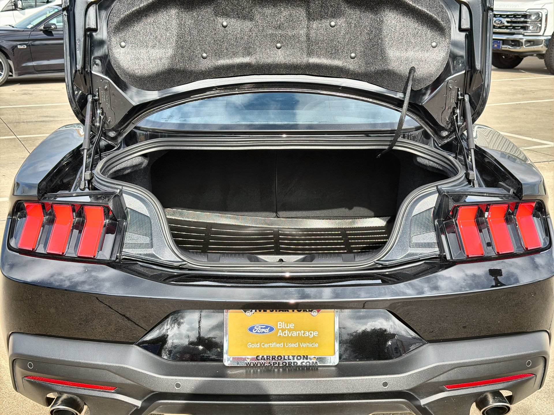 Certified 2025 Ford Mustang Coupe RWD image 22