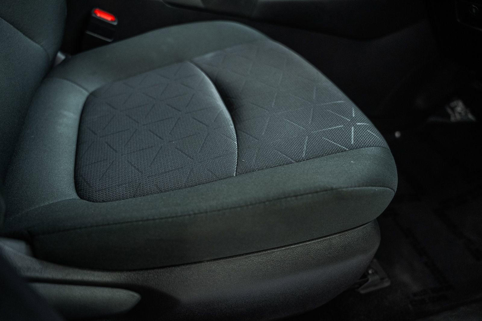 Used 2024 Toyota RAV4 XLE w/ Convenience Package image 42