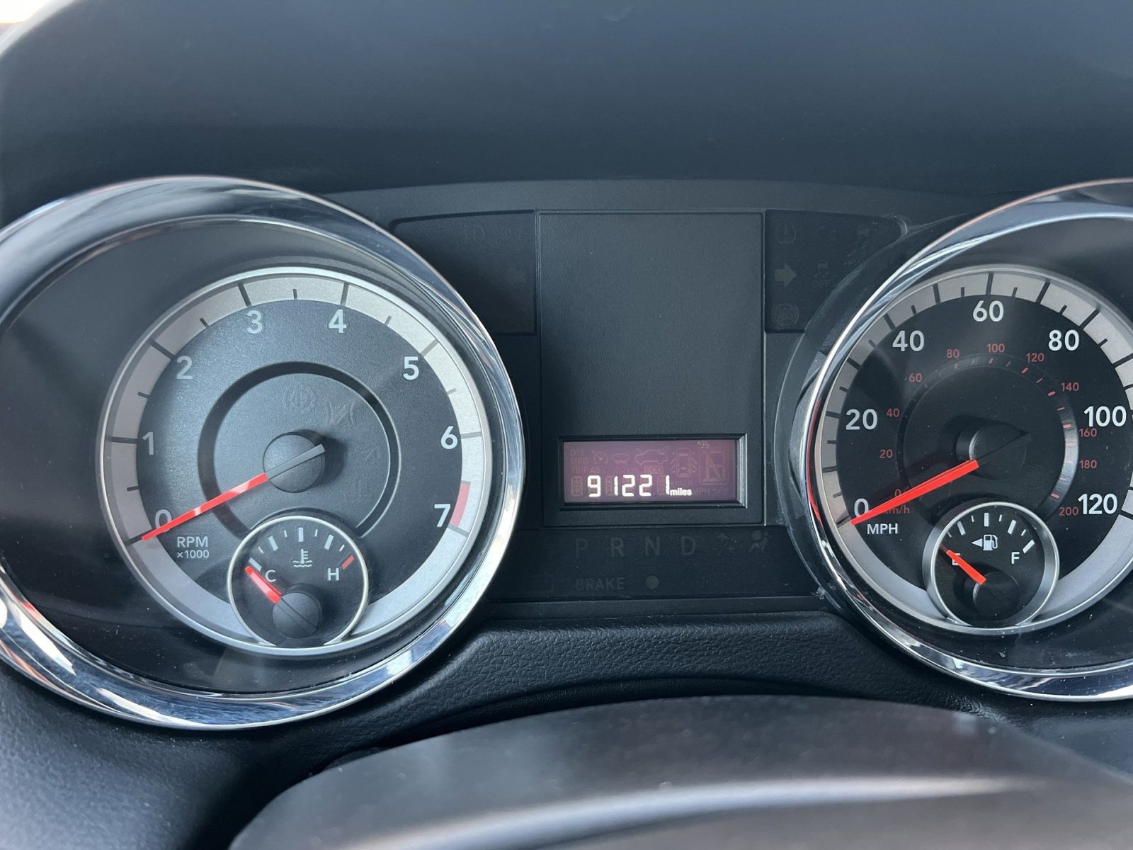 Used 2019 Dodge Grand Caravan SE FWD image 25
