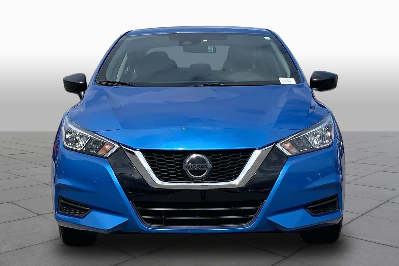 Used 2020 Nissan Versa S FWD image 4