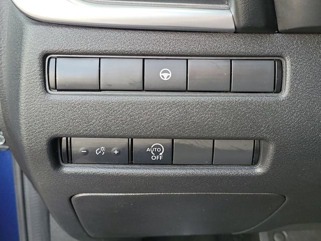 Used 2023 Nissan Rogue SV image 18