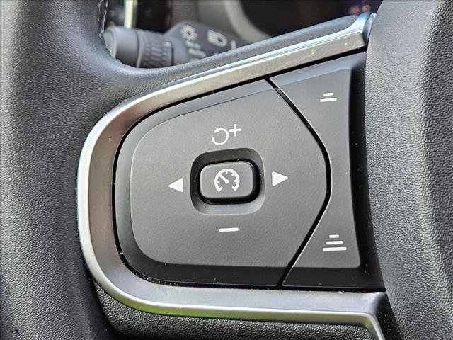 Used 2024 Volvo S60 B5 Core FWD image 18