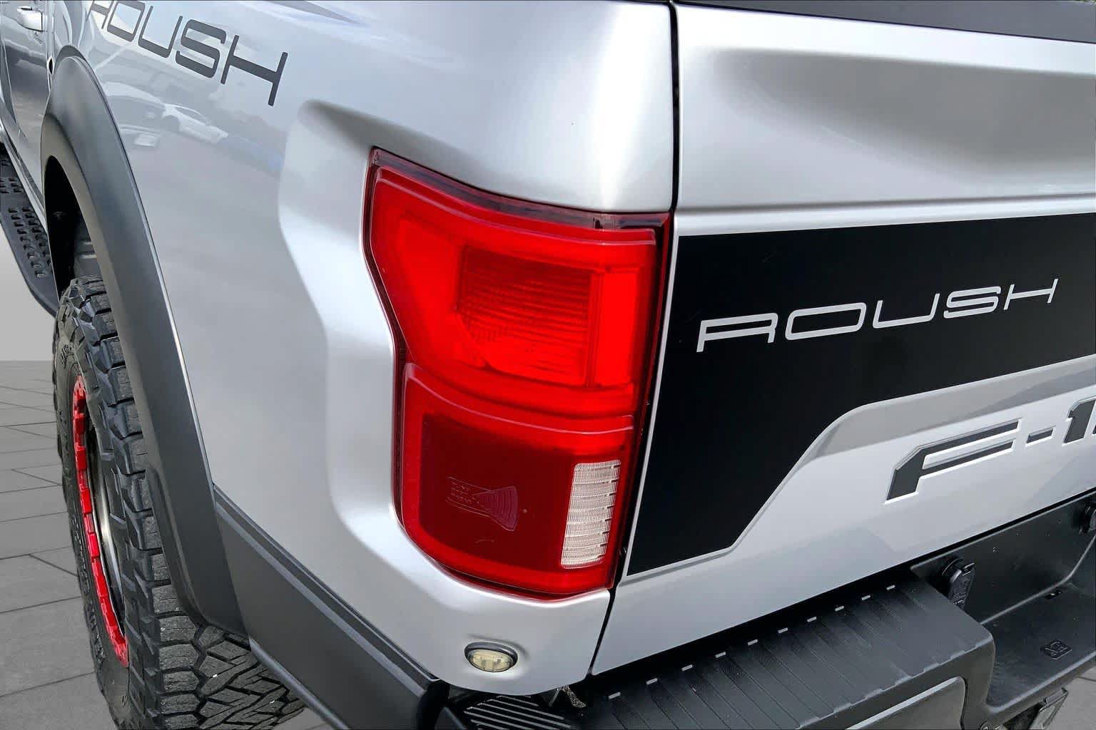 Certified 2019 Ford F150 Raptor w/ Equipment Group 802A Luxury AWD/4WD image 26