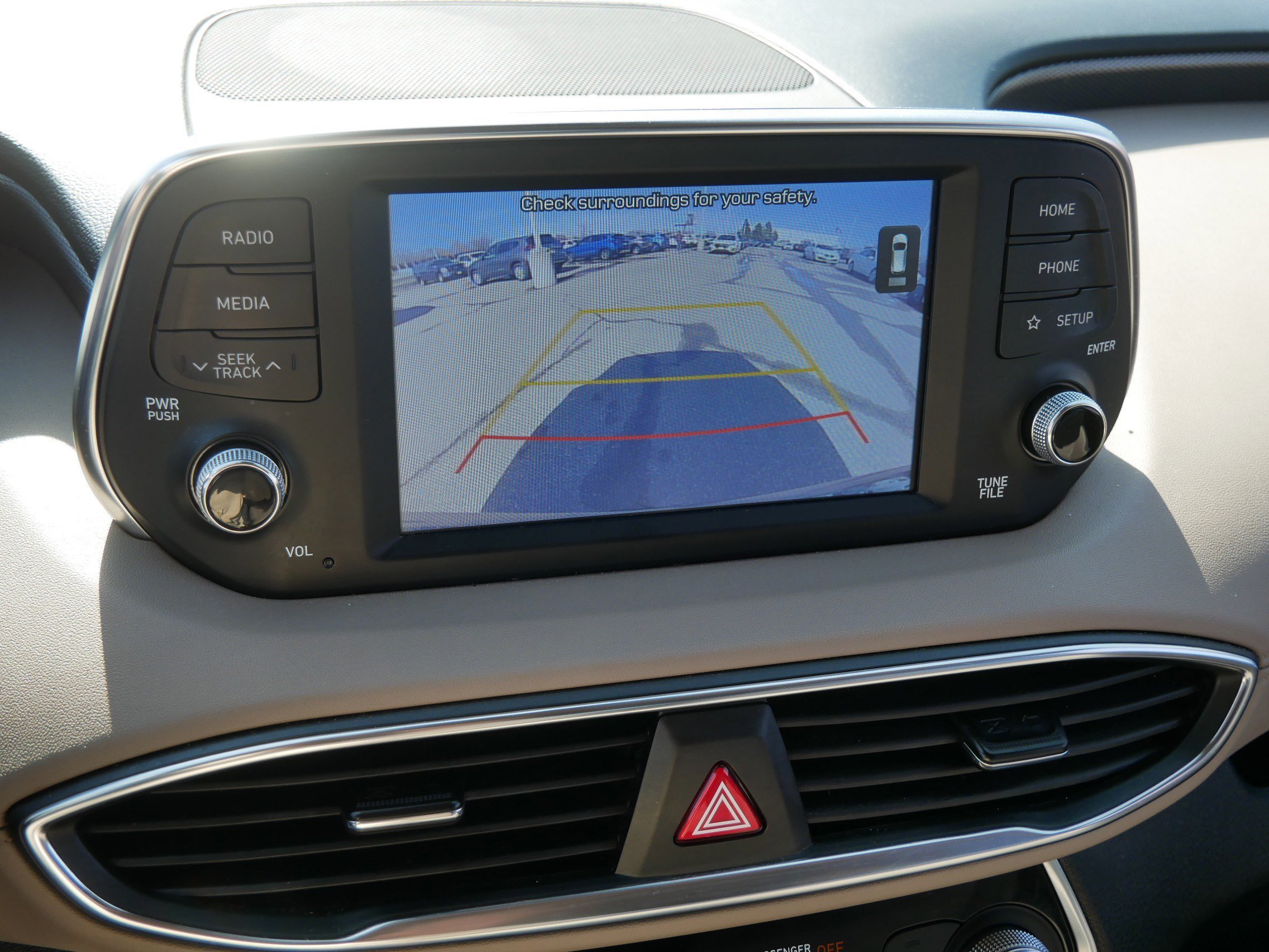 Used 2020 Hyundai Santa Fe SEL w/ Convenience Package image 32