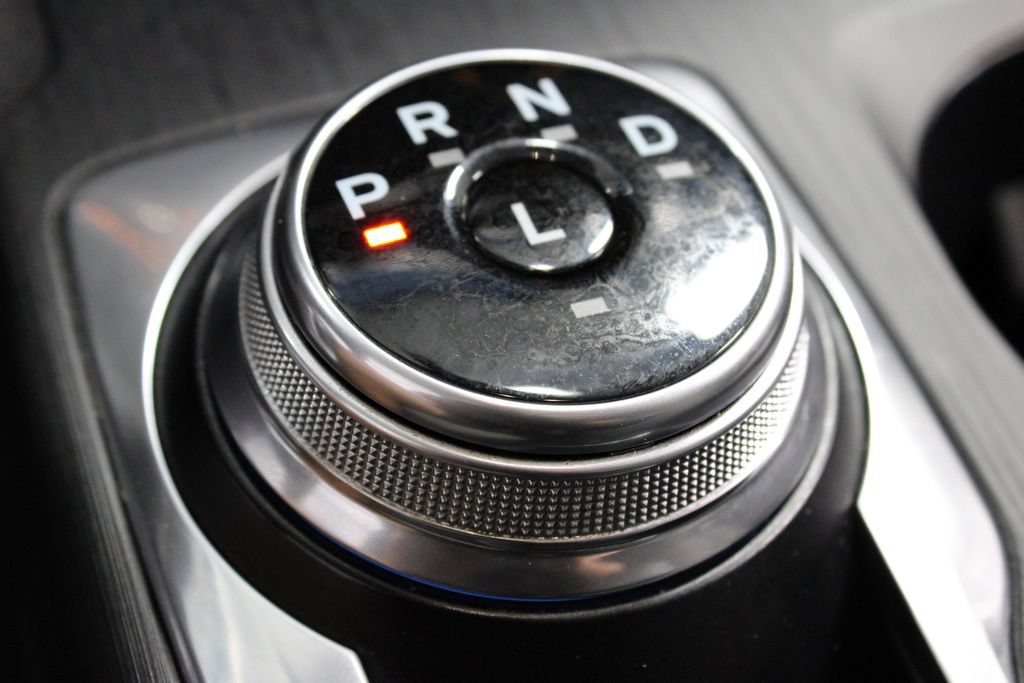 Certified 2021 Ford Escape SE FWD image 31