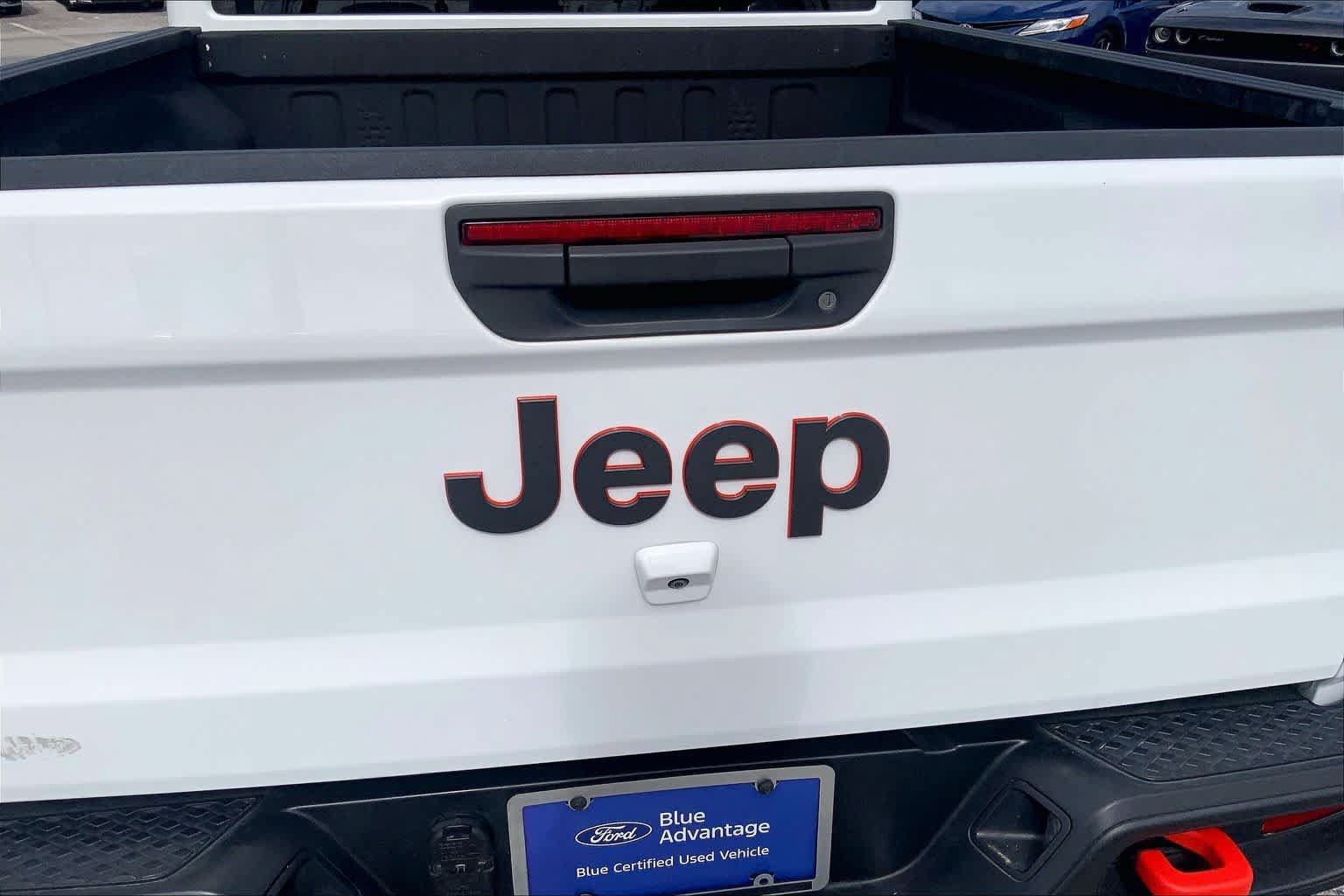 Used 2023 Jeep Gladiator Mojave w/ LED Lighting Group AWD/4WD image 31
