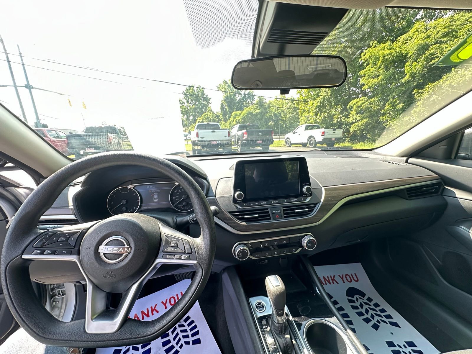 Used 2024 Nissan Altima 2.5 SV image 13