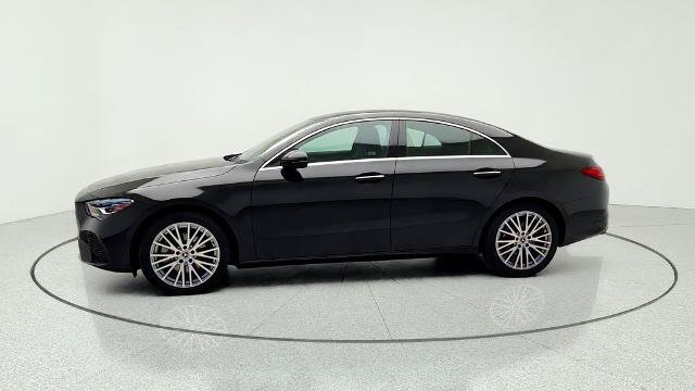 Used 2025 Mercedes-Benz CLA 250 image 4