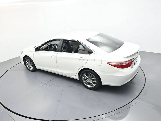Used 2017 Toyota Camry SE FWD image 38