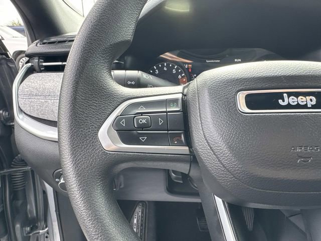 Used 2023 Jeep Compass Sport image 22