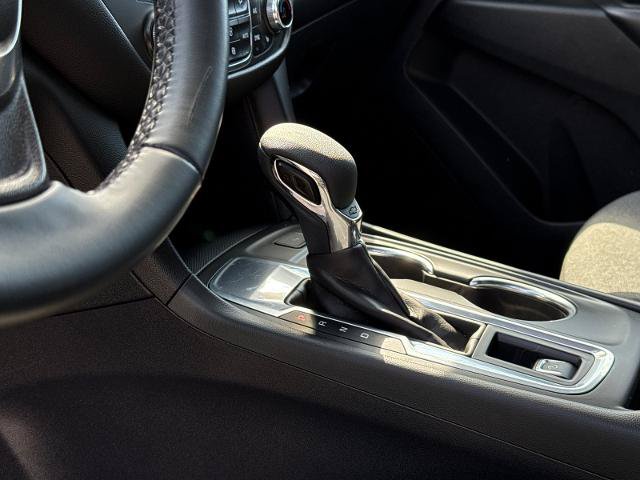 Used 2024 Chevrolet Equinox LT FWD image 18