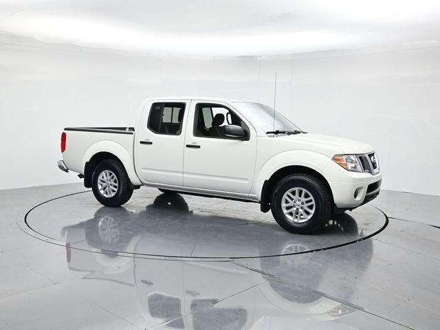 Used 2019 Nissan Frontier SV image 3