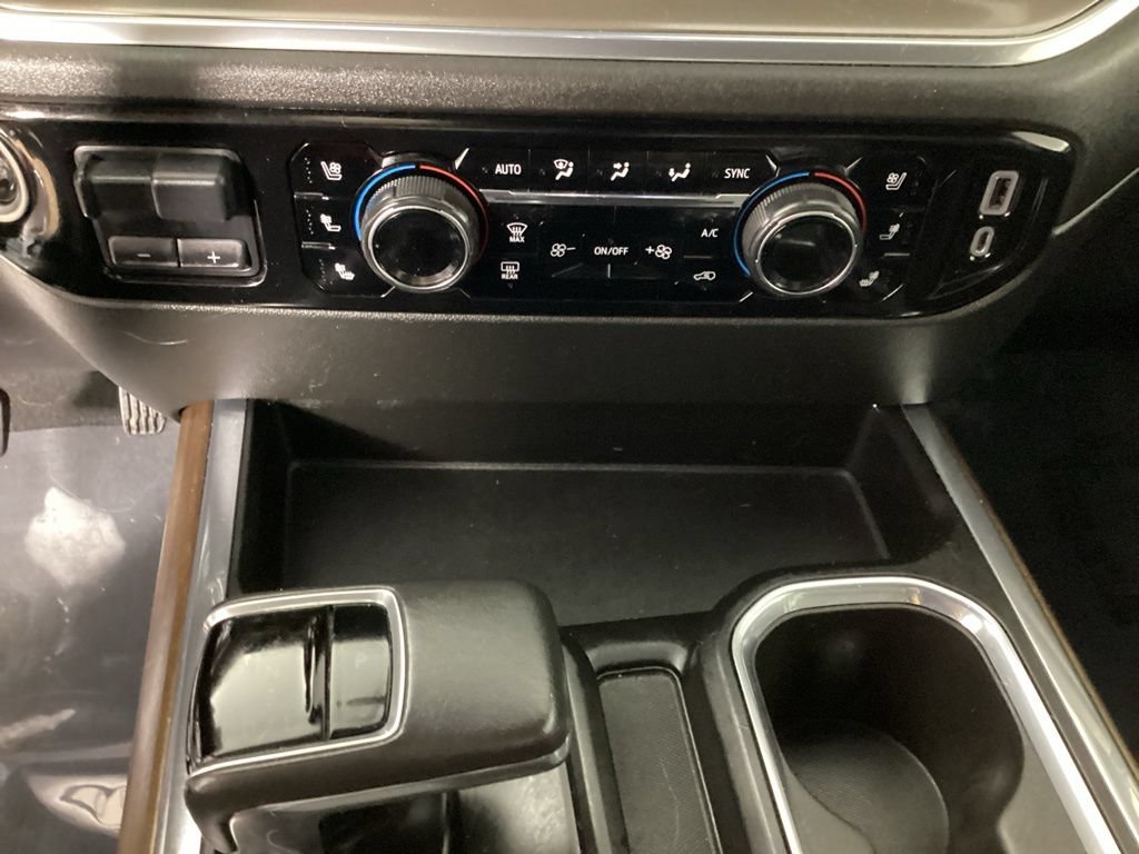 Used 2022 Chevrolet Silverado 1500 High Country w/ High Country Premium Package AWD/4WD image 20