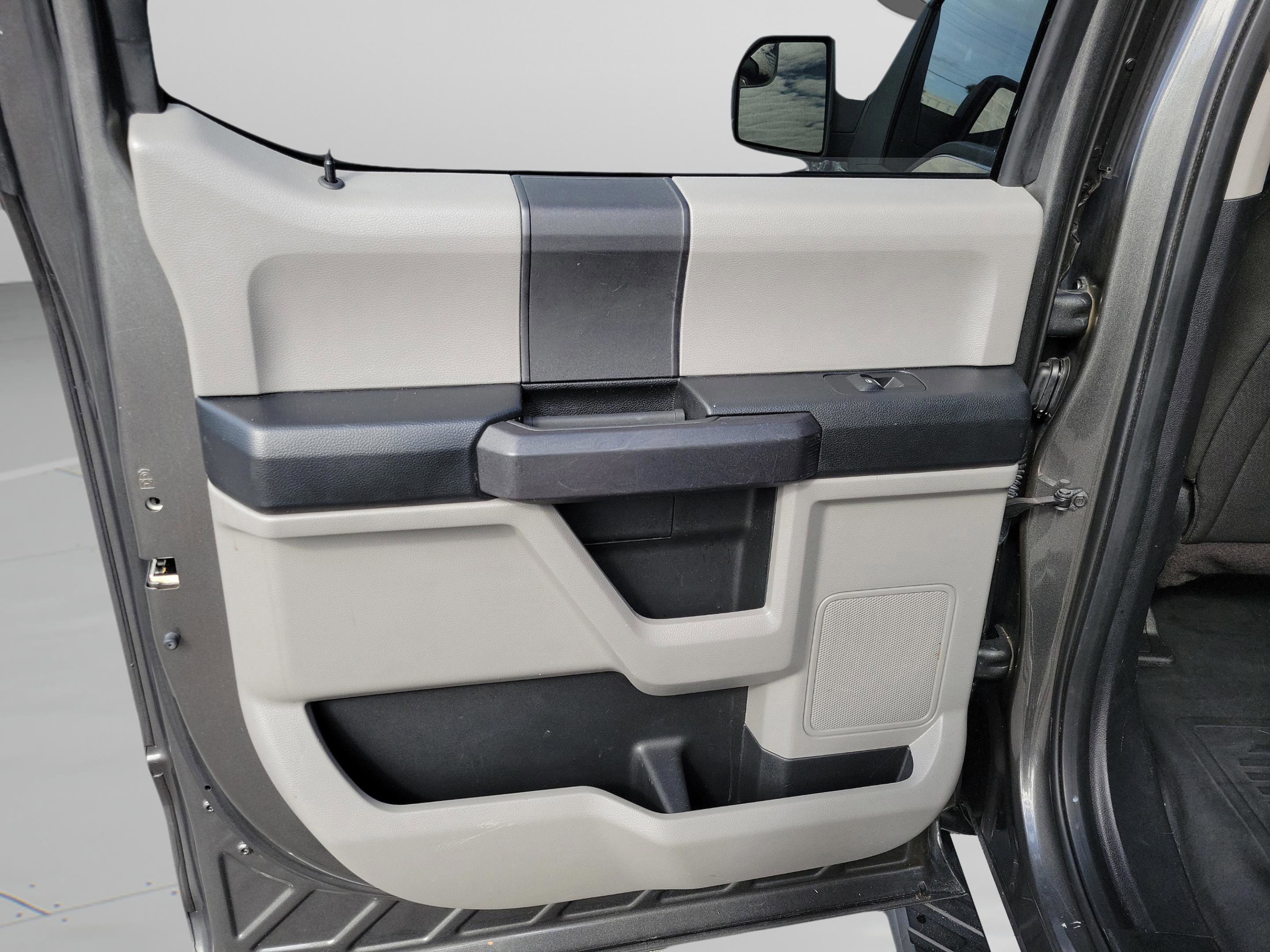 Certified 2017 Ford F150 XL w/ Equipment Group 101A Mid image 22