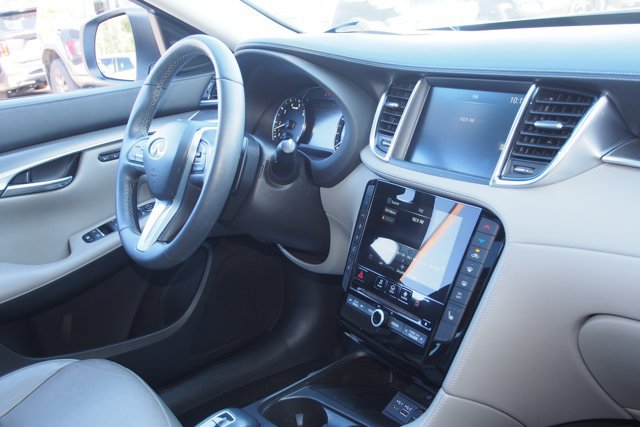 Used 2023 INFINITI QX50 Luxe FWD image 10