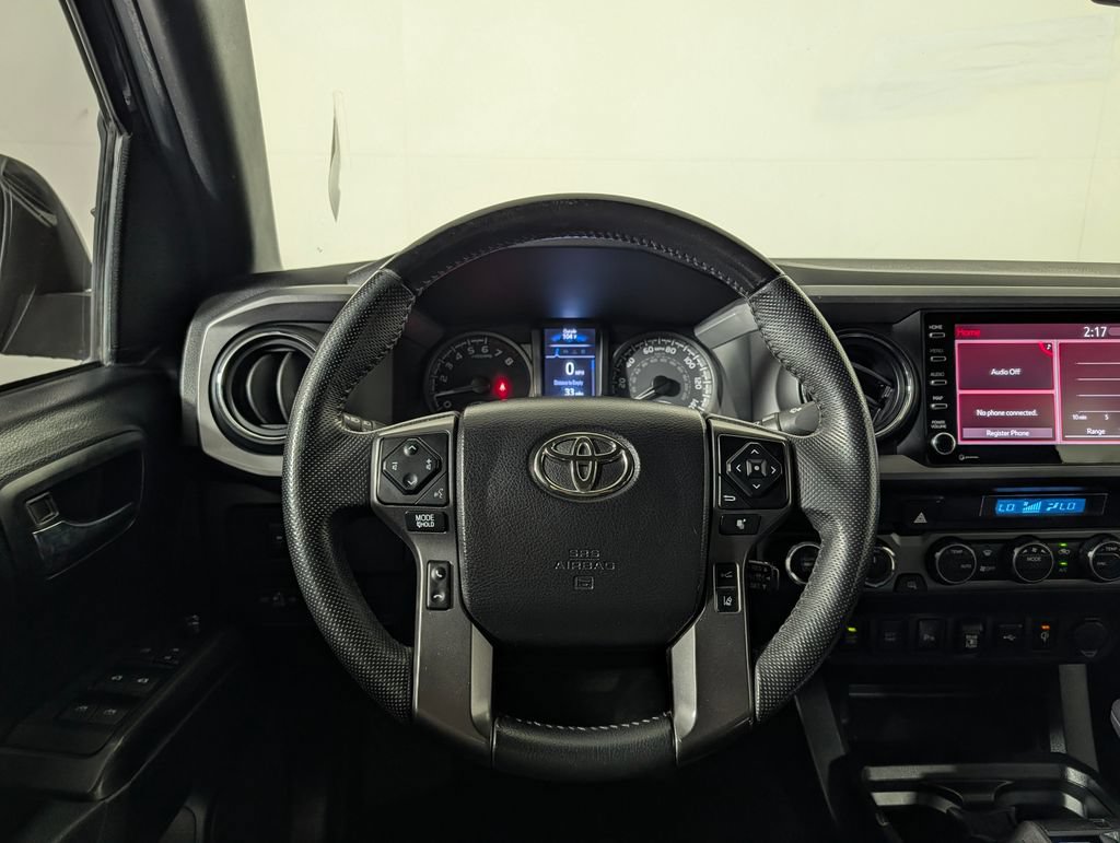 Used 2021 Toyota Tacoma TRD Off-Road w/ Technology Package AWD/4WD image 14