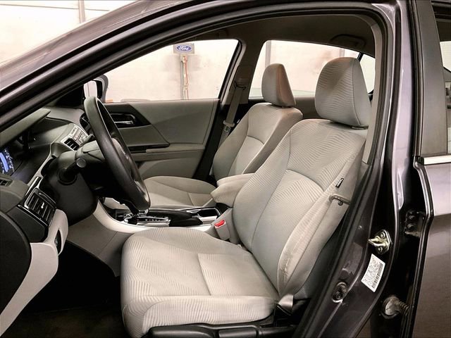 Used 2017 Honda Accord LX image 24