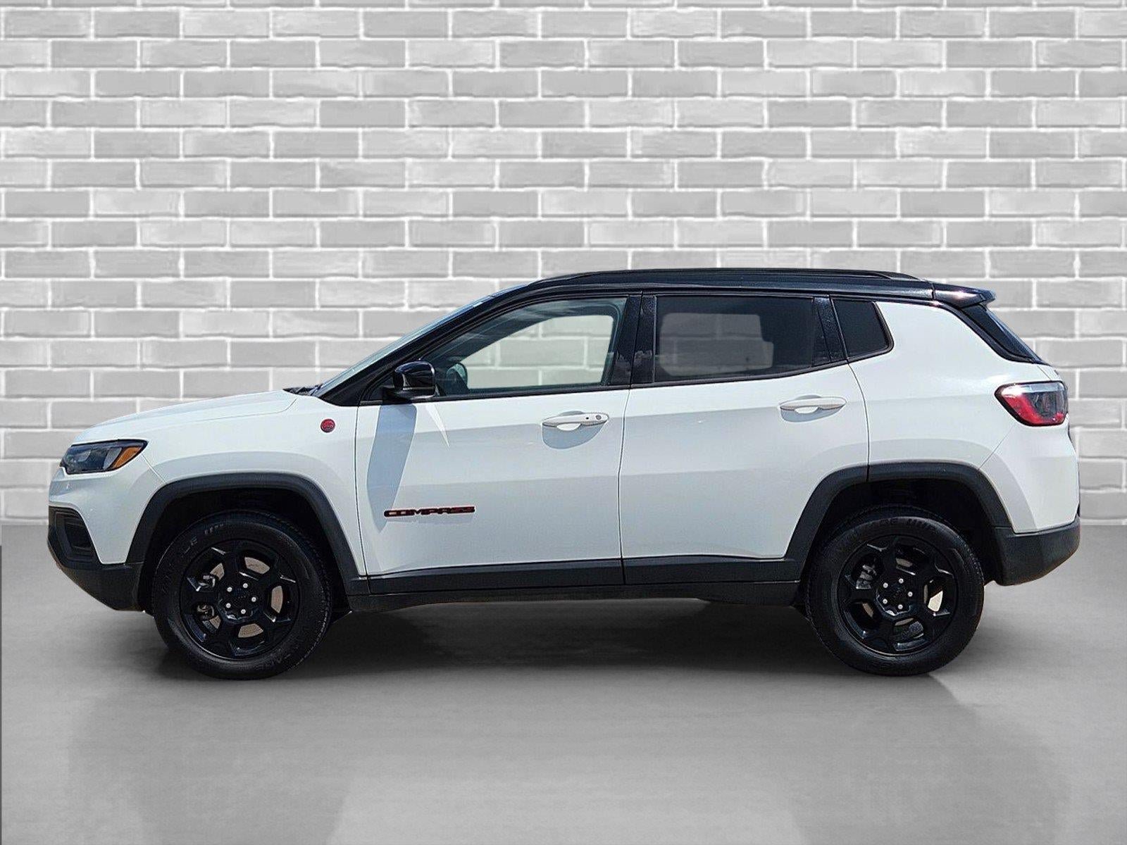 Used 2023 Jeep Compass Trailhawk AWD/4WD image 8