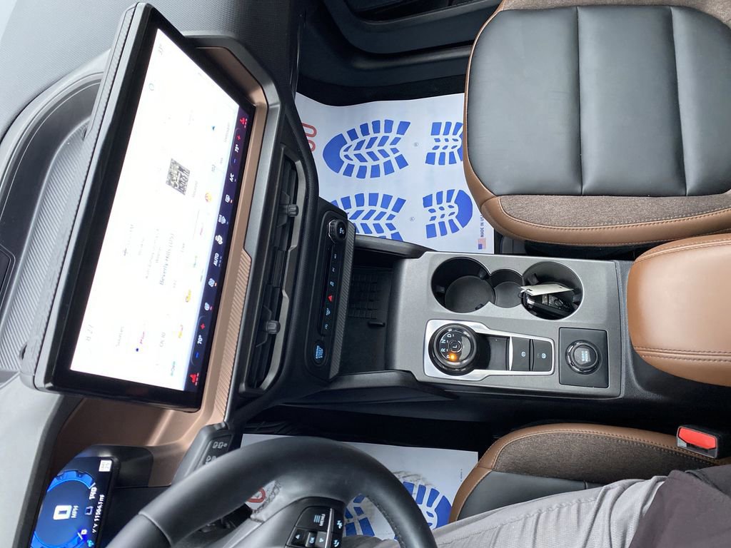 Certified 2025 Ford Bronco Sport Outer Banks w/ Outer Banks Tech Package+ image 27