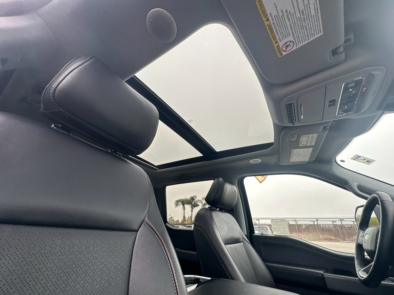 Certified 2024 Ford F250 Lariat w/ Lariat Ultimate Package image 17