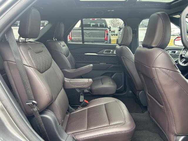 Certified 2025 Ford Explorer Platinum w/ LUX Leather Package image 20
