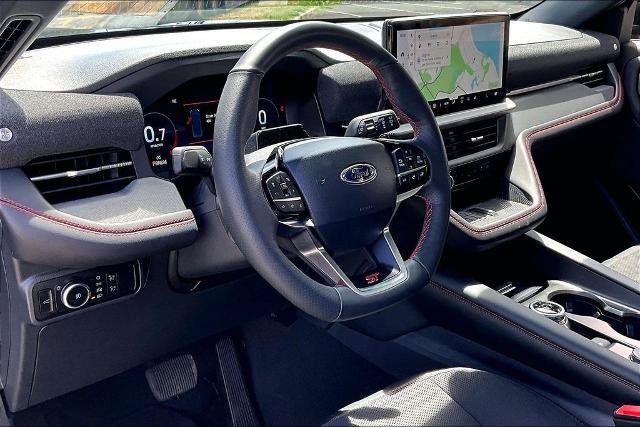 Certified 2025 Ford Explorer ST AWD/4WD image 13