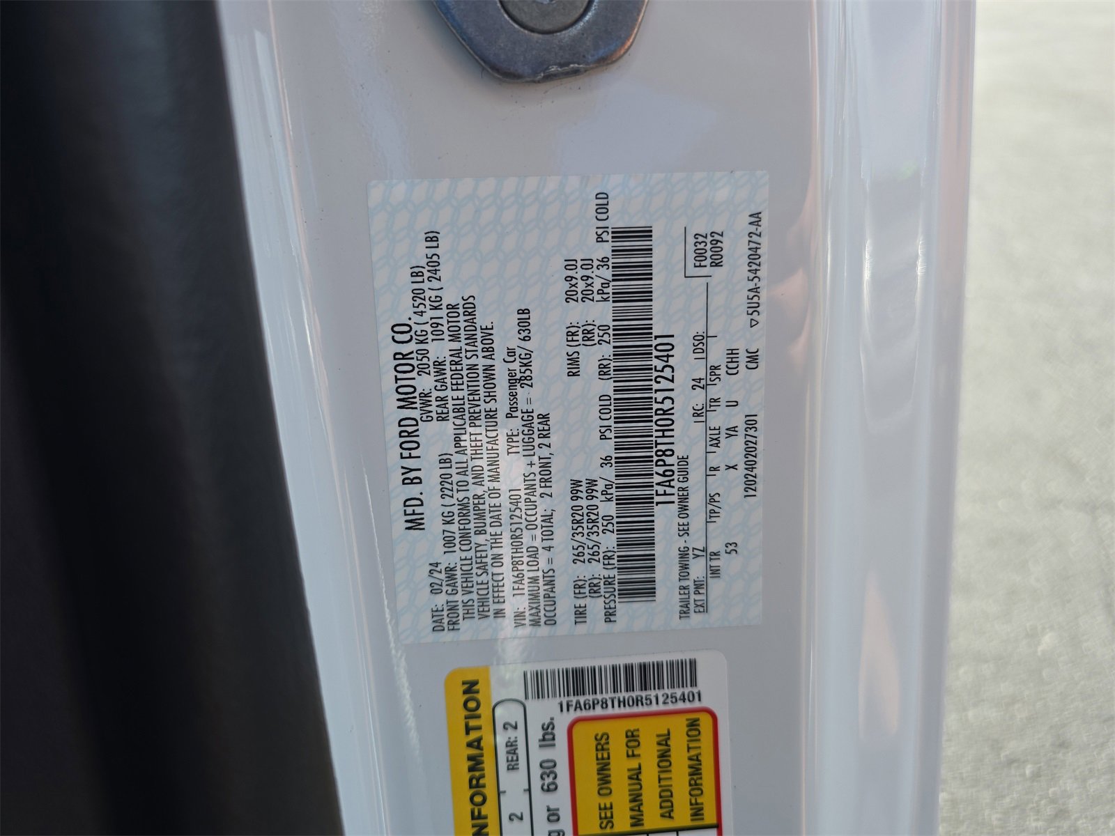 Certified 2024 Ford Mustang Premium image 28