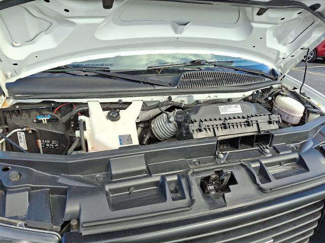 Used 2021 GMC Savana 3500 Extended w/ Power Convenience Package image 24