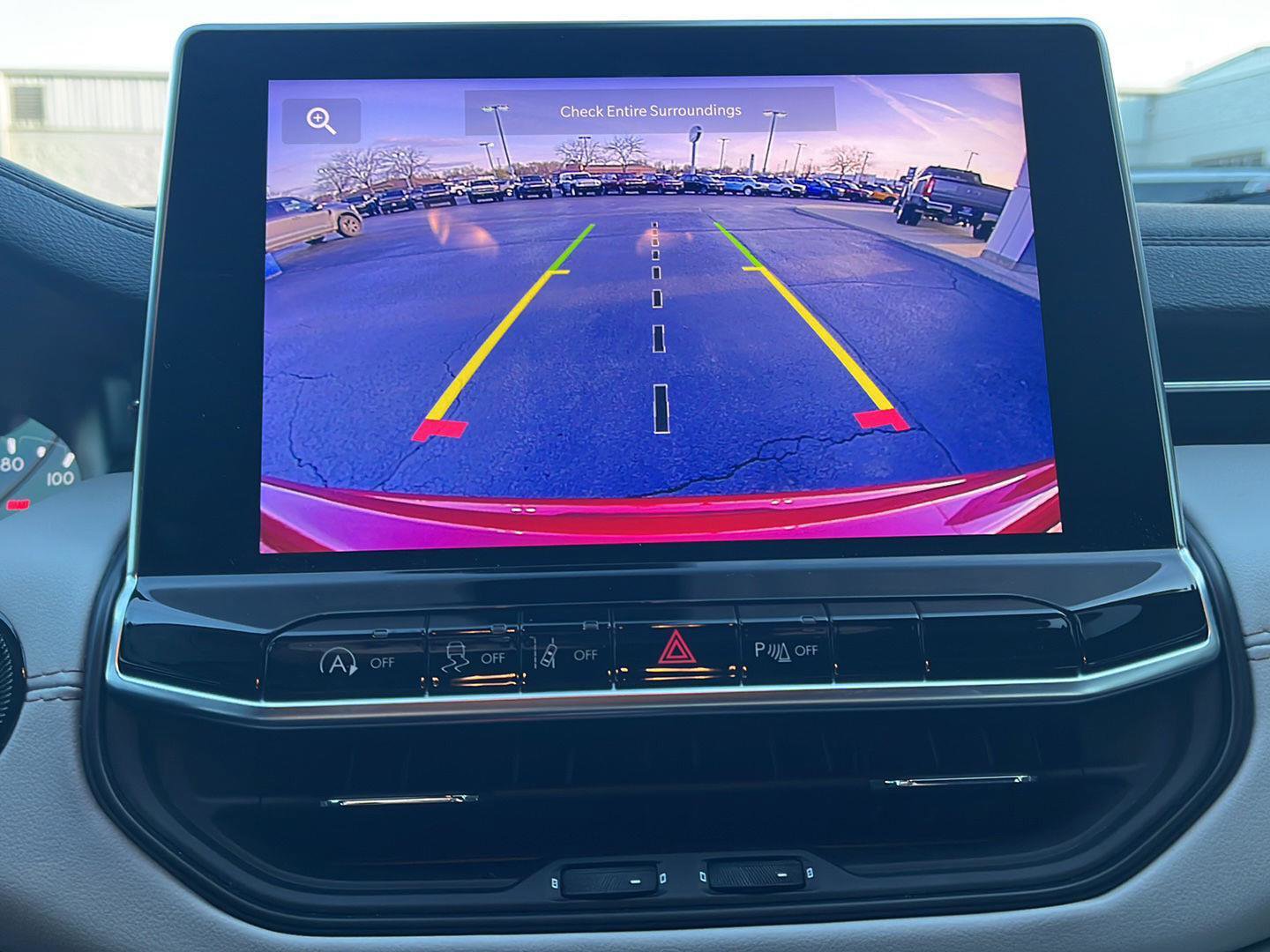 Used 2025 Jeep Compass Limited image 27