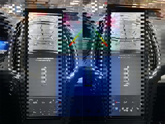 Certified 2023 Ford Edge SEL w/ Convenience Package image 9