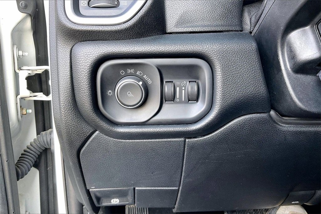 Used 2020 RAM 2500 Big Horn image 34