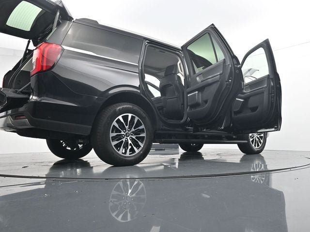 Certified 2025 Ford Expedition Platinum AWD/4WD image 45