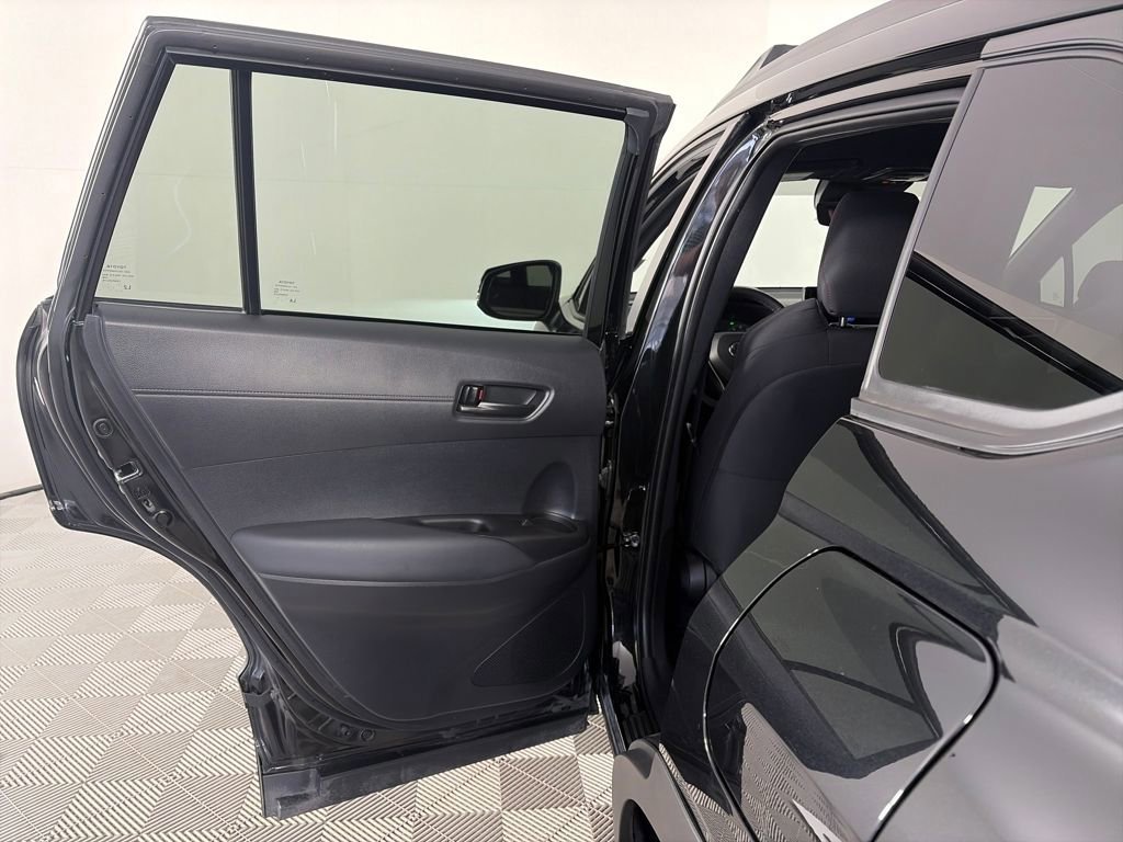 Used 2025 Toyota Corolla Cross AWD Hybrid image 12
