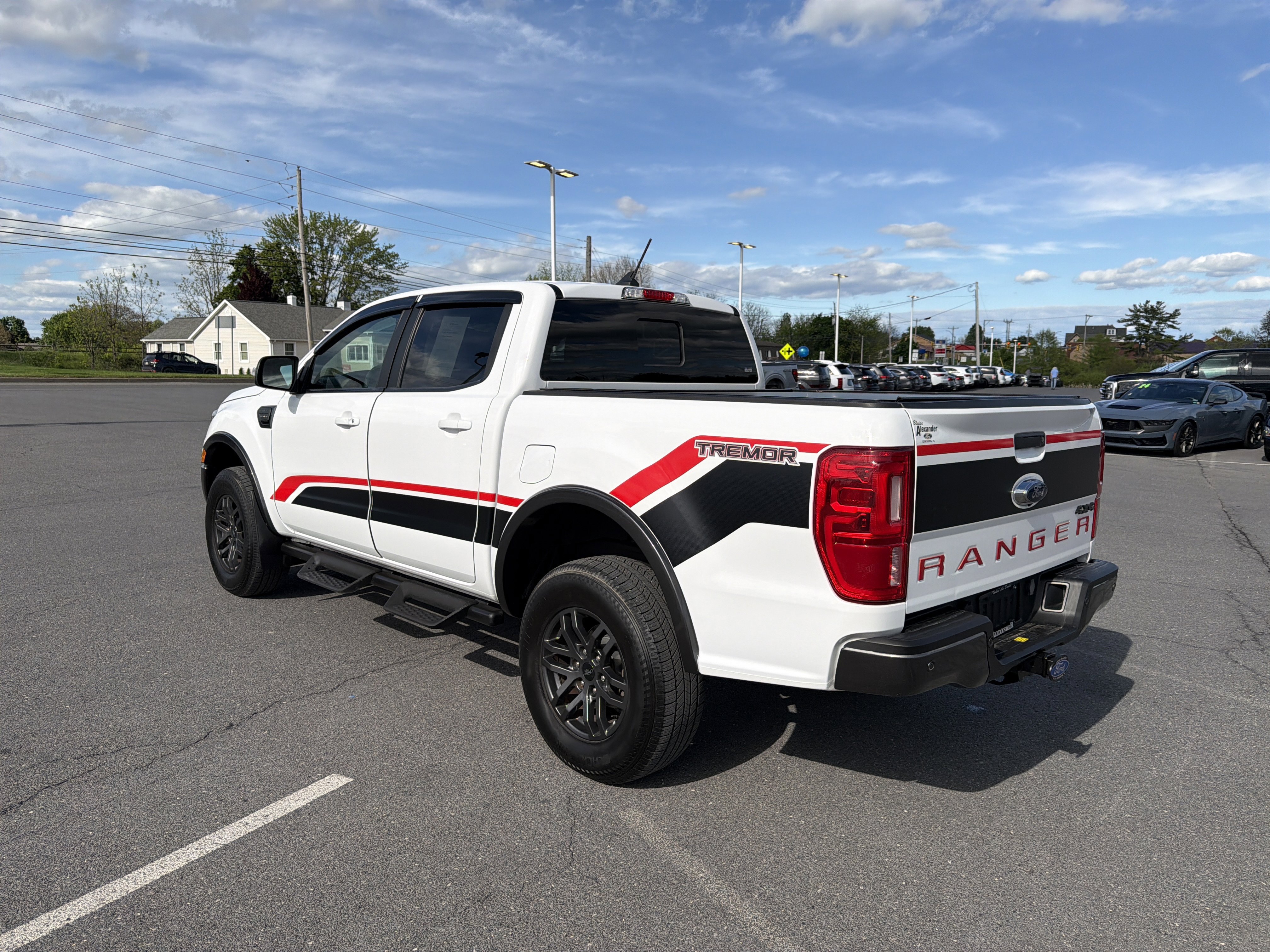Certified 2021 Ford Ranger Lariat w/ Tremor Off-Road Package AWD/4WD image 6