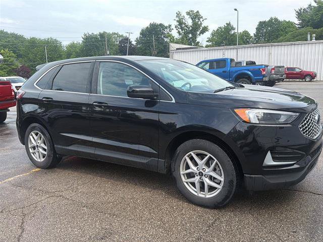 Certified 2023 Ford Edge SEL AWD/4WD image 6