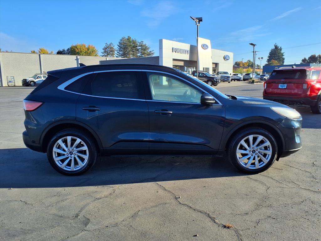 Certified 2022 Ford Escape Titanium w/ Titanium Elite Package image 4