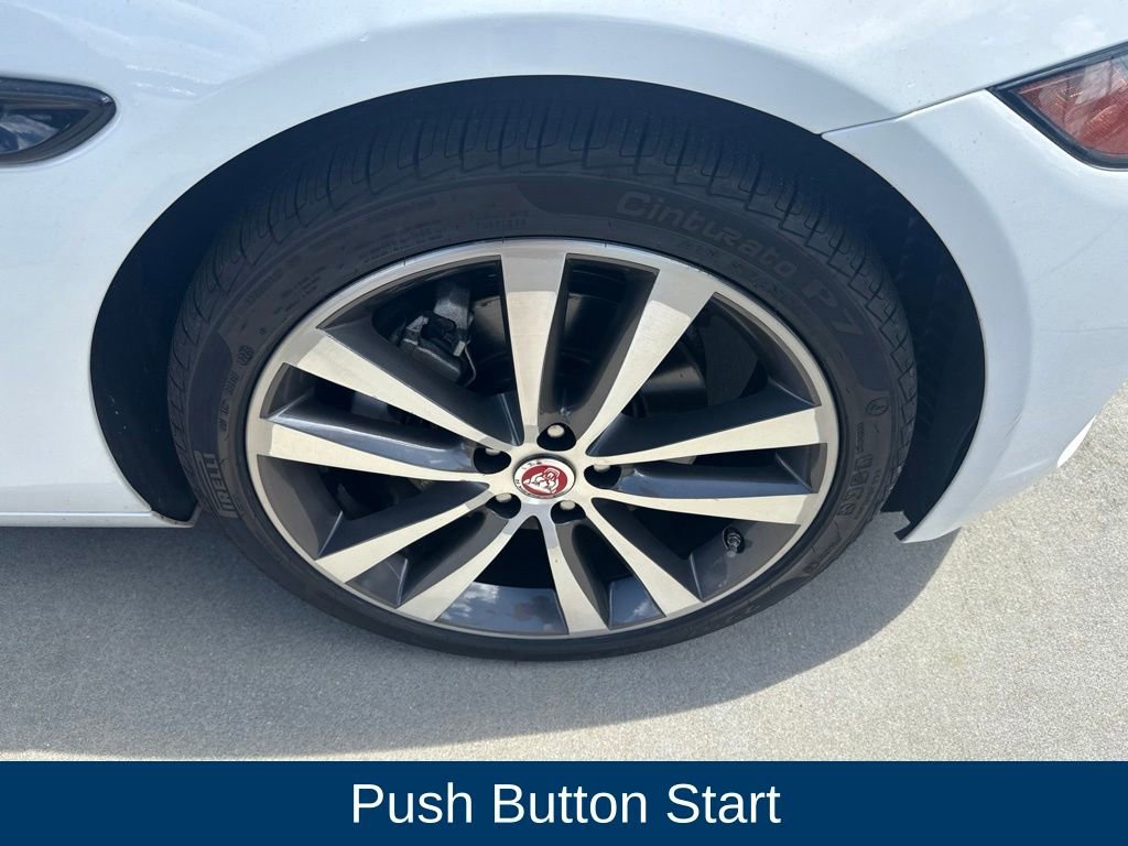 Used 2020 Jaguar XE S AWD/4WD image 9