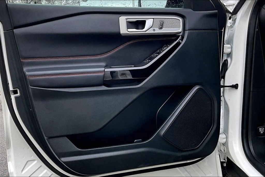 Certified 2022 Ford Explorer ST-Line w/ Class IV Trailer Tow Package image 22