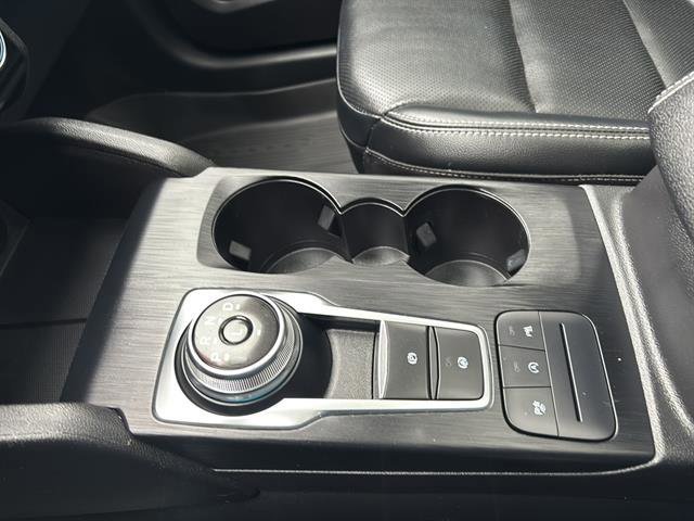 Certified 2022 Ford Escape Titanium w/ Class II Trailer Tow Package image 25